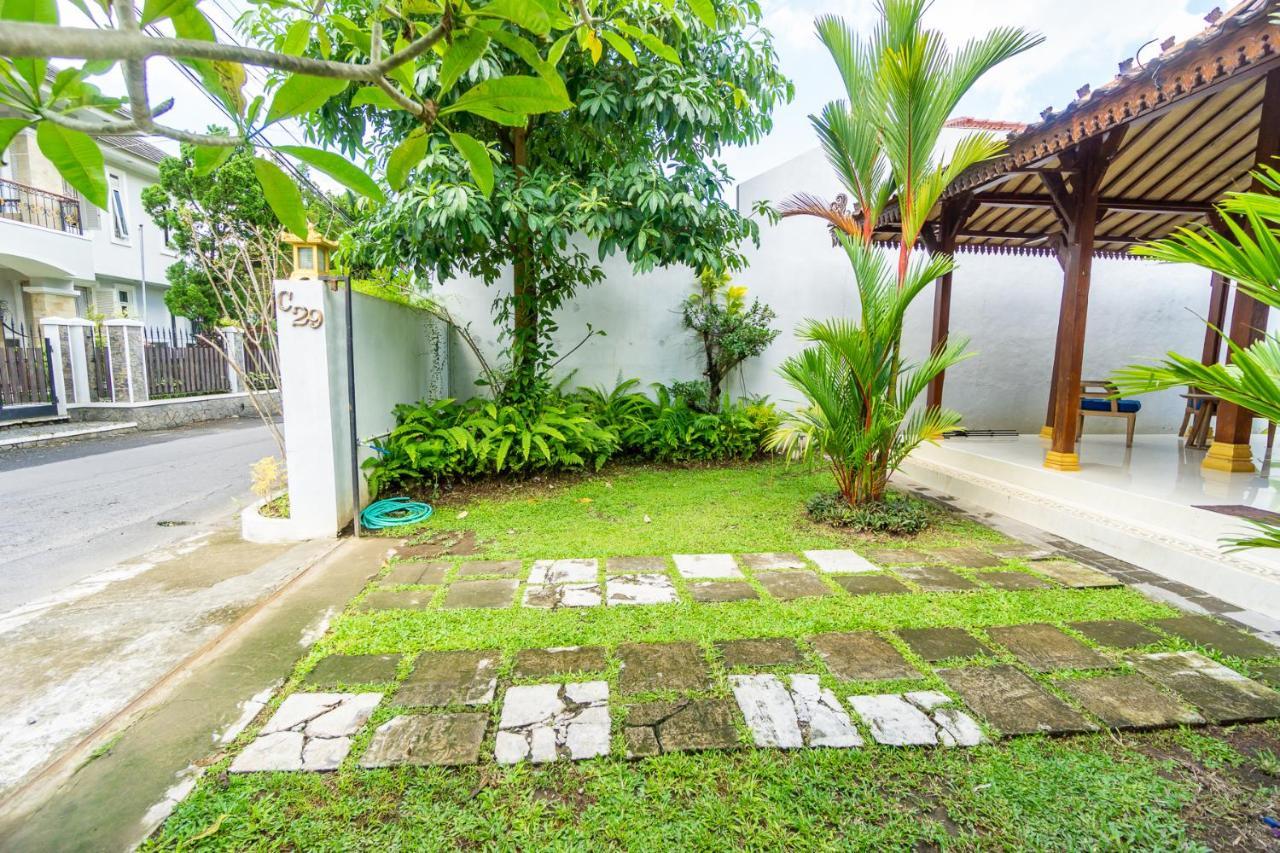 Villa Omah Kangen Kejayan Exterior photo