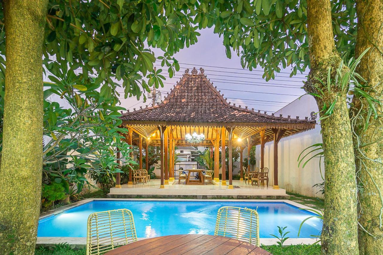 Villa Omah Kangen Kejayan Exterior photo